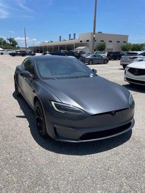 Solid Black 2022 Tesla Model S Plaid