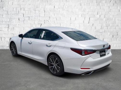 2025 Lexus ES 350 Base