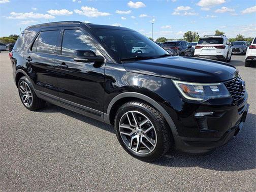 2018 Ford Explorer Sport