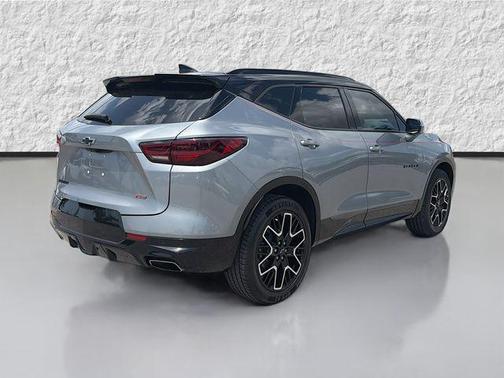 Sterling Gray Metallic 2024 Chevrolet Blazer RS