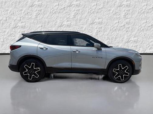 Sterling Gray Metallic 2024 Chevrolet Blazer RS