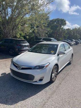 Blizzard Pearl 2014 Toyota Avalon XLE