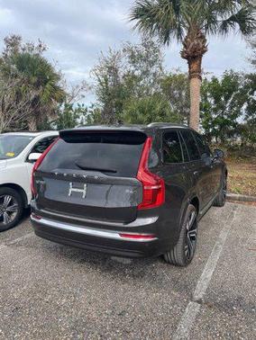 2024 Volvo XC90 B6 Ultimate Bright Theme 7-Seater