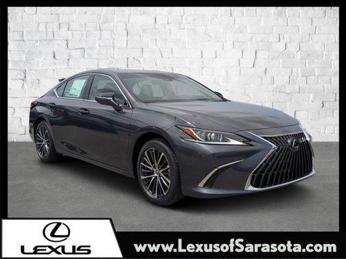2025 Lexus ES 300h Base