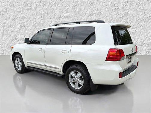 2014 Toyota Land Cruiser Base