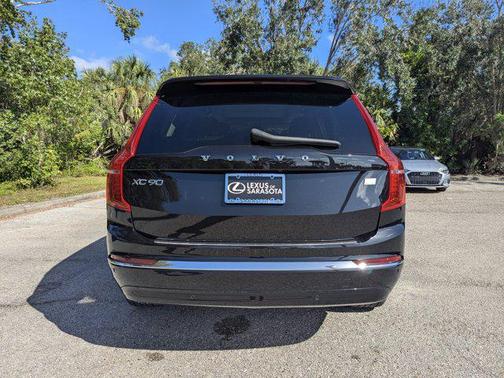 2023 Volvo XC90 Recharge Plug-In Hybrid T8 Plus Bright Theme 7-Seater