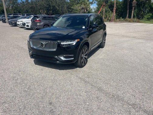 2023 Volvo XC90 Recharge Plug-In Hybrid T8 Plus Bright Theme 7-Seater