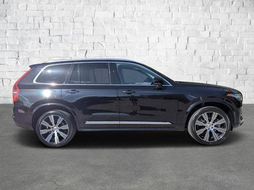 2023 Volvo XC90 Recharge Plug-In Hybrid T8 Plus Bright Theme 7-Seater