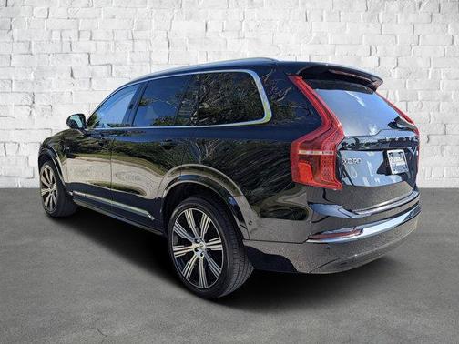 2023 Volvo XC90 Recharge Plug-In Hybrid T8 Plus Bright Theme 7-Seater