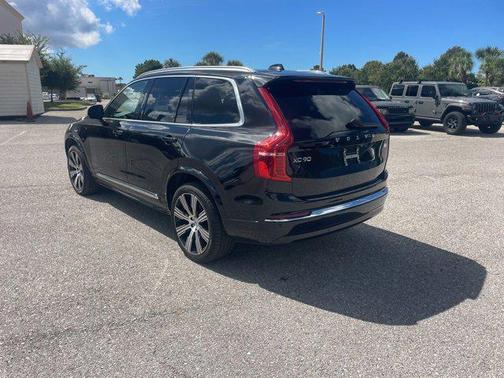 2023 Volvo XC90 Recharge Plug-In Hybrid T8 Plus Bright Theme 7-Seater