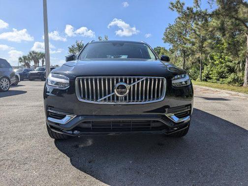 2023 Volvo XC90 Recharge Plug-In Hybrid T8 Plus Bright Theme 7-Seater