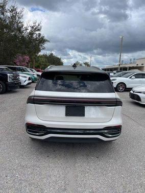 2024 Lincoln Nautilus Reserve