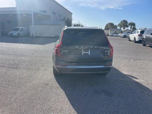 2024 Volvo XC90 B6 Plus Bright Theme 7-Seater