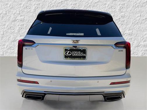 2021 Cadillac XT6 Premium Luxury FWD