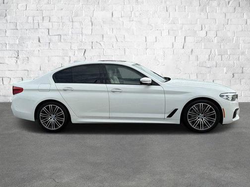 2018 BMW 540 540i