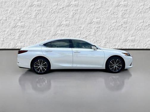 2025 Lexus ES 350 Base