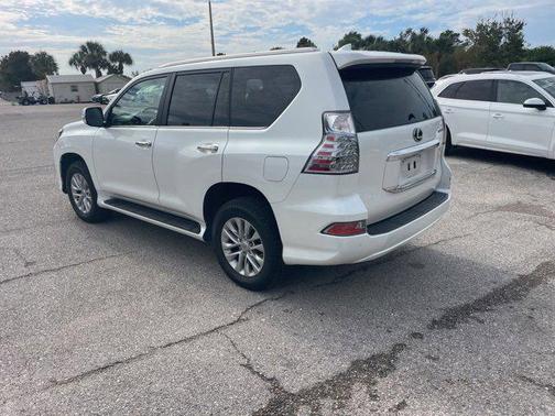 2023 Lexus GX 460 Premium