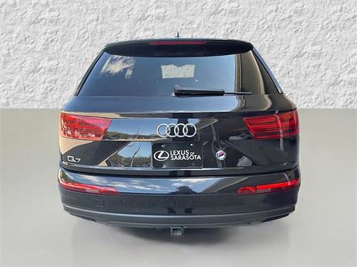 2019 Audi Q7 55 Prestige