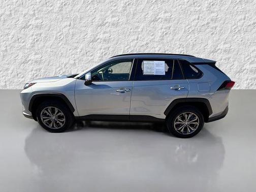 2024 Toyota RAV4 Hybrid SE