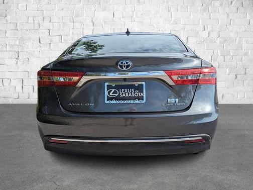 2017 Toyota Avalon Hybrid Limited