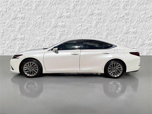 2023 Lexus ES 350 Ultra Luxury