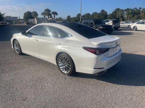 2023 Lexus ES 350 Ultra Luxury
