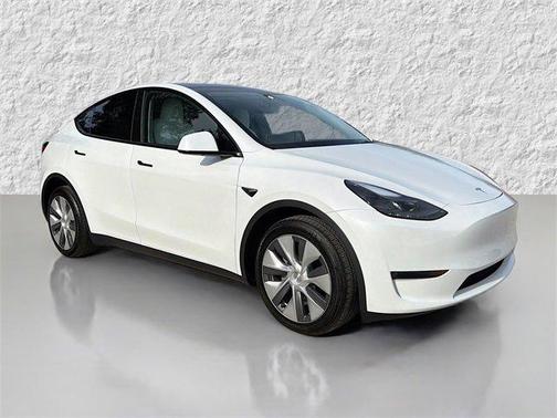 2024 Tesla Model Y Long Range Dual Motor All-Wheel Drive