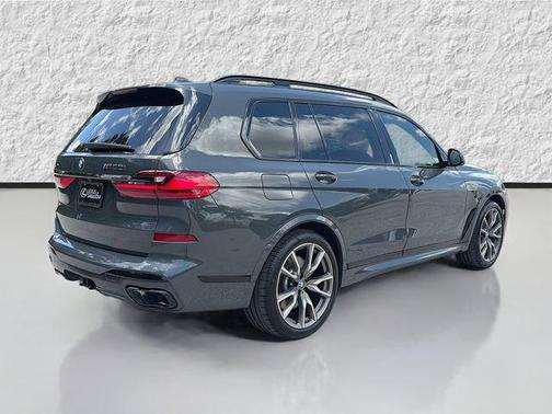 Dravit Grey Metallic 2022 BMW X7 M50i