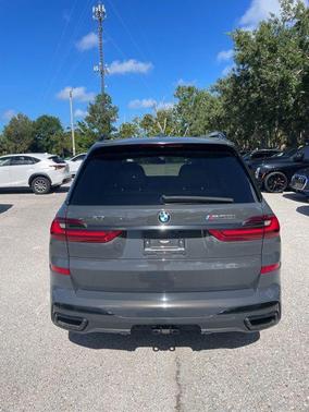 Dravit Grey Metallic 2022 BMW X7 M50i