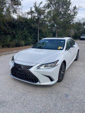 2023 Lexus ES 350 Base