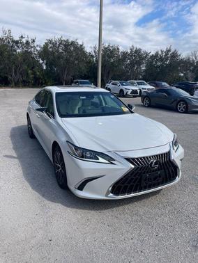 2023 Lexus ES 350 Base