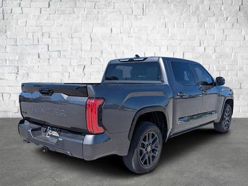 2024 Toyota Tundra Hybrid Platinum