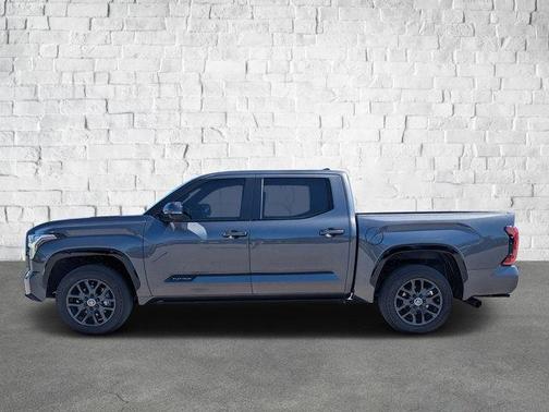 2024 Toyota Tundra Hybrid Platinum