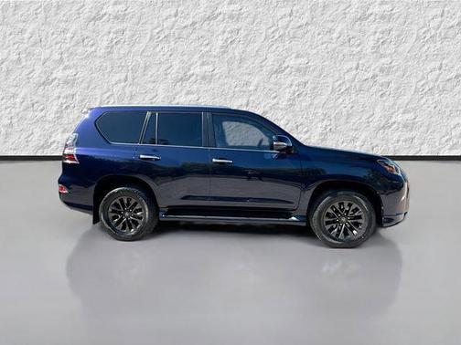 Mica 2022 Lexus GX 460 Premium
