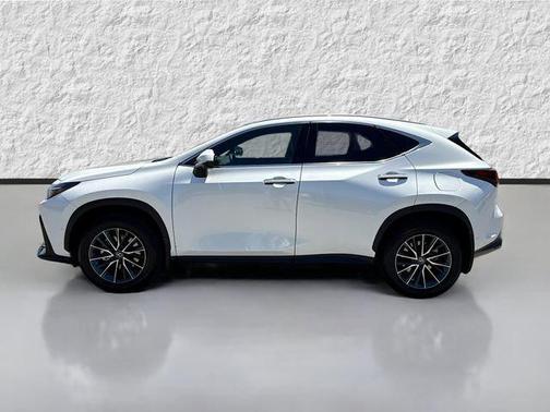 Eminent White Pearl 2025 Lexus NX 350h Luxury