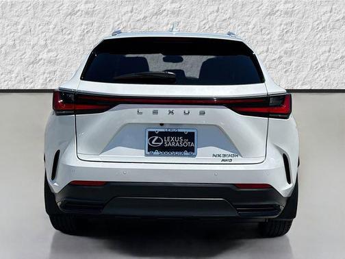 Eminent White Pearl 2025 Lexus NX 350h Luxury