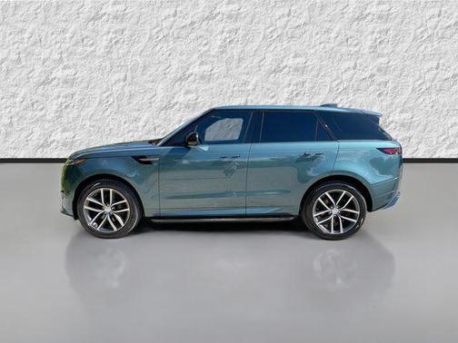 Giola Green Metallic 2023 Land Rover Range Rover Sport SE