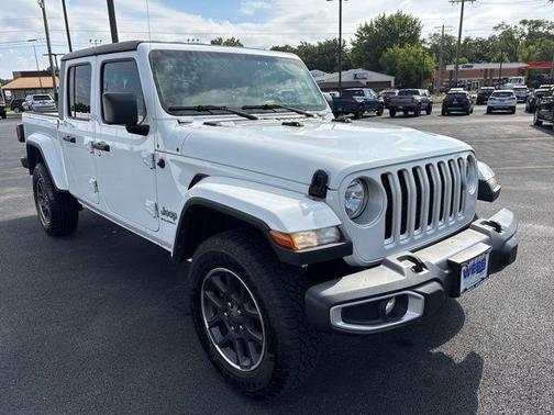2023 Jeep Gladiator Overland
