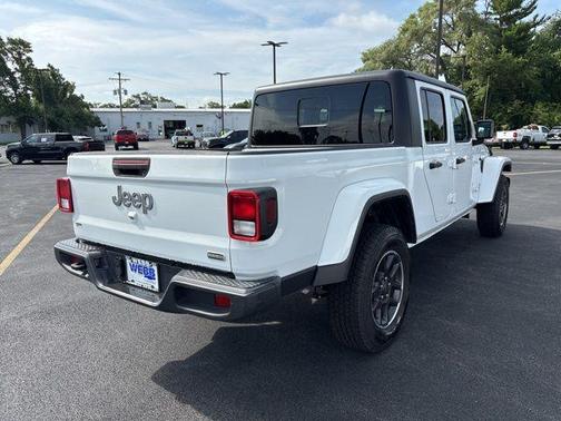 2023 Jeep Gladiator Overland