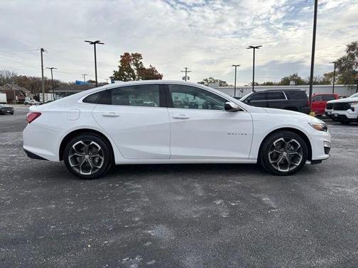 2022 Chevrolet Malibu LT