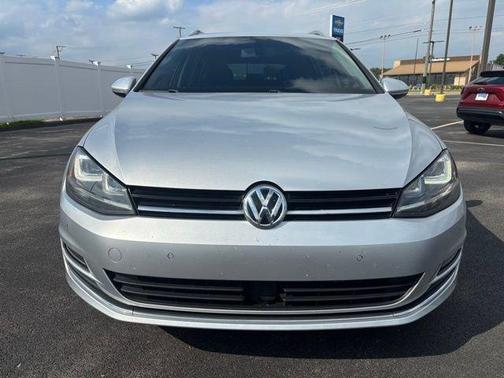 2015 Volkswagen Golf SportWagen TDI SEL 4-Door