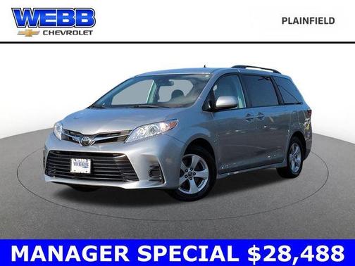 2019 Toyota Sienna LE