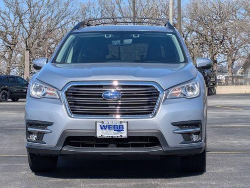 Ice Silver Metallic 2019 Subaru Ascent Limited 7-Passenger