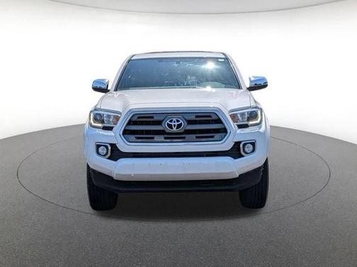 Super White 2017 Toyota Tacoma Limited