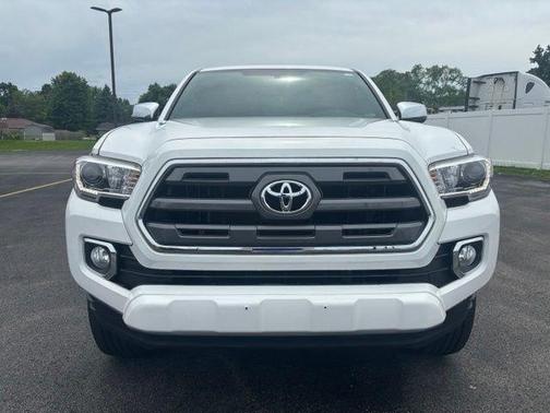 Super White 2017 Toyota Tacoma Limited