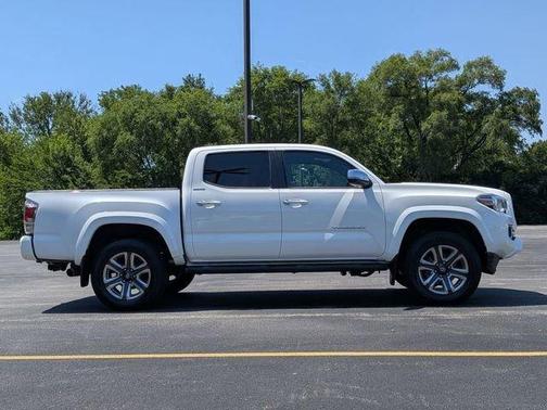 Super White 2017 Toyota Tacoma Limited