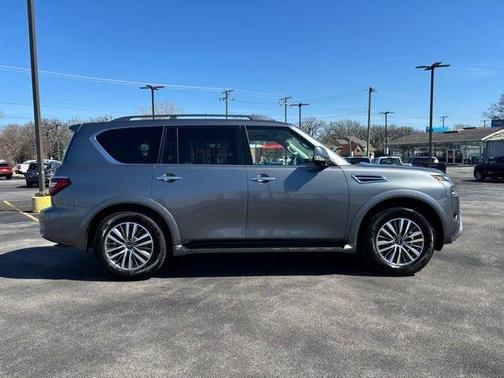 2023 Nissan Armada SL