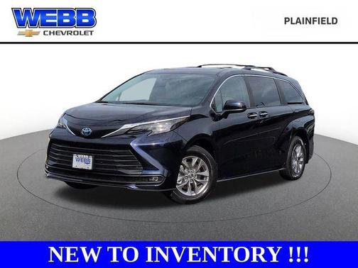 2025 Toyota Sienna XLE