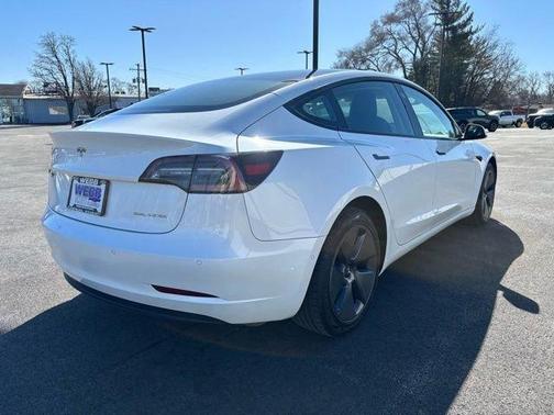 2022 Tesla Model 3 Long Range