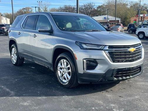 2023 Chevrolet Traverse LS